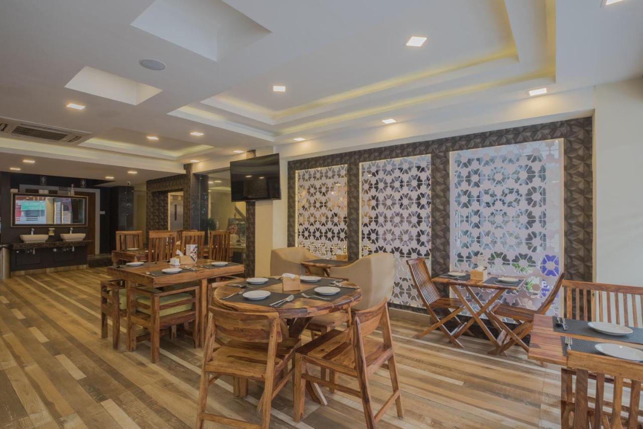 Capital O 624 Hotel Rudra View Pvt. Ltd. Pashupatinath Екстер'єр фото