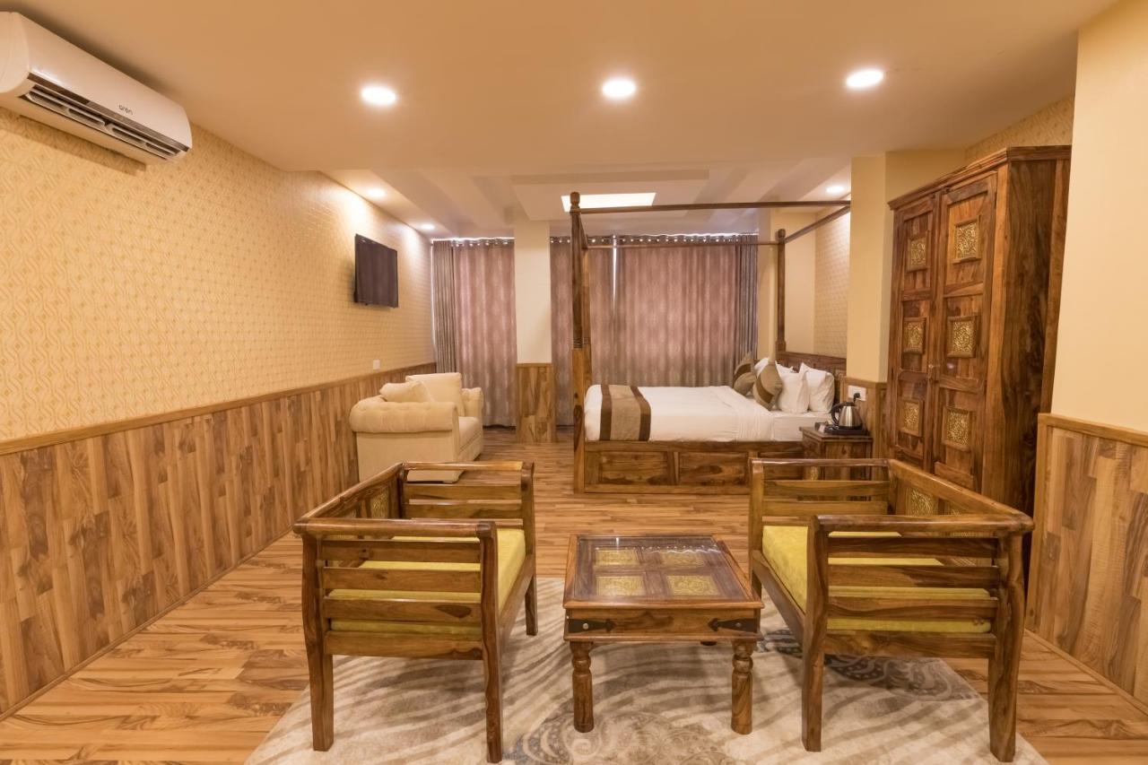 Capital O 624 Hotel Rudra View Pvt. Ltd. Pashupatinath Екстер'єр фото